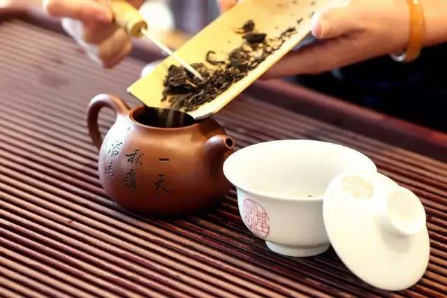 倒茶.jpg